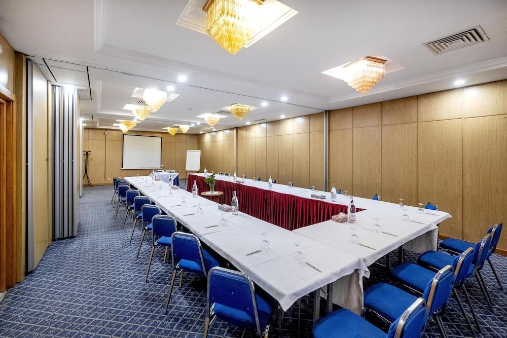 Ibn Khaldoun Hotel Tunis